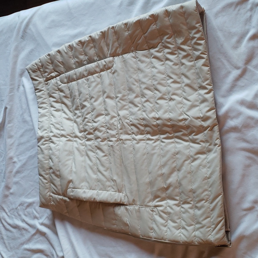 Jack Wolfskin Winter White Puffer Style Skirt Size Small